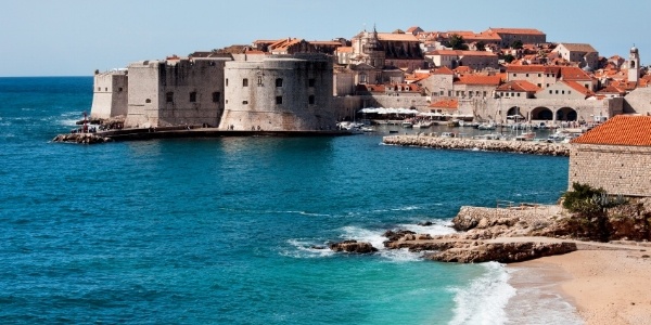 Dubrovnik-Old-City-000014717480_Small-970461-edited.jpg