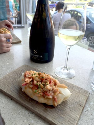 eventide_lobster_roll