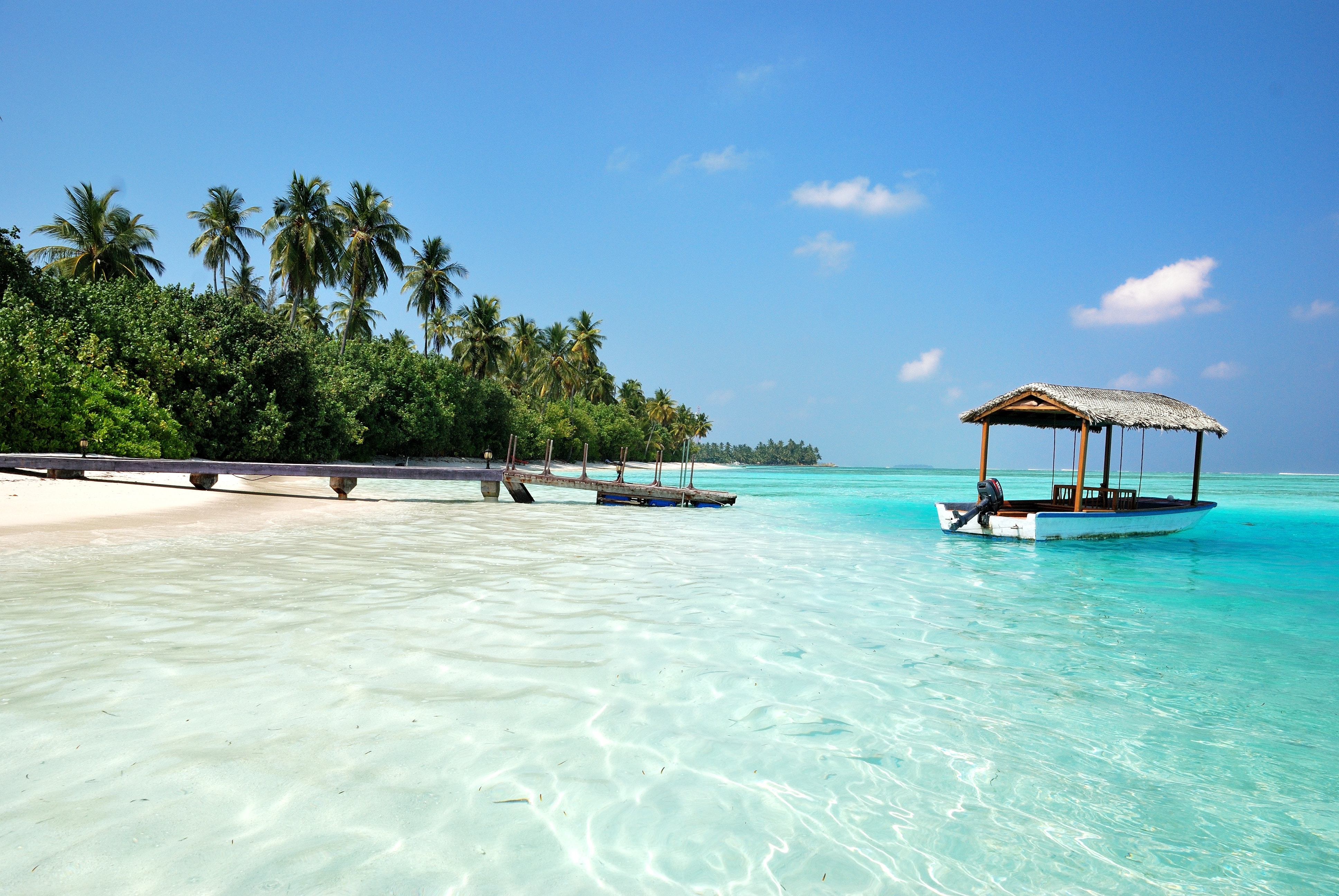 Roux Luxury Travels- 4 Travel Tips for Your Visit to The Maldives